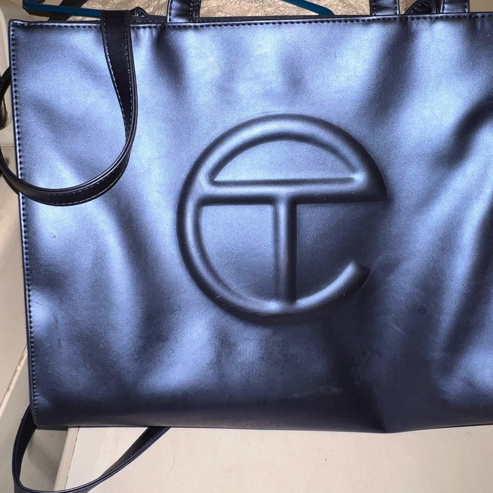 Medium Telfar bag